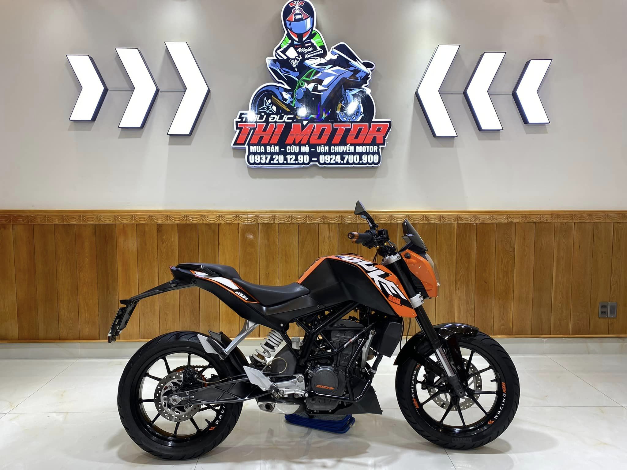 KTM chính thức giới thiệu Duke 250 và RC250